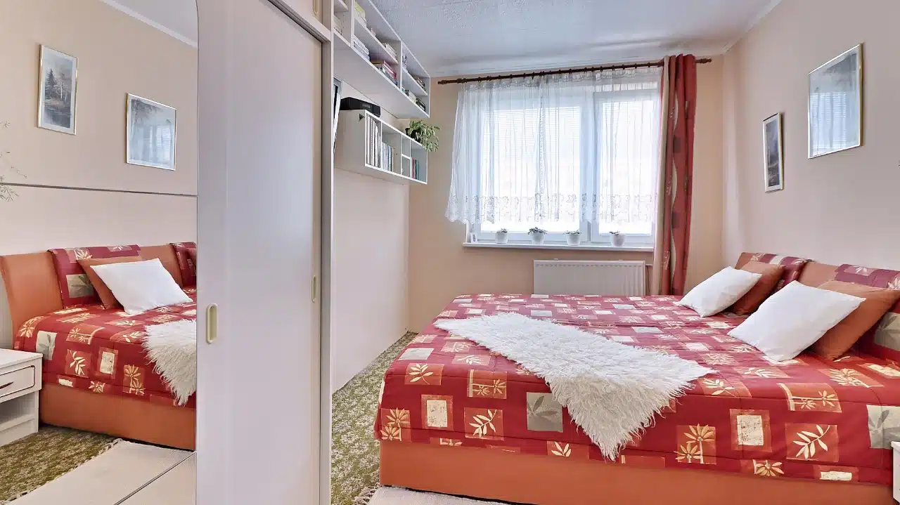 3 izbovy byt_Bratislava-Planckova_spalna