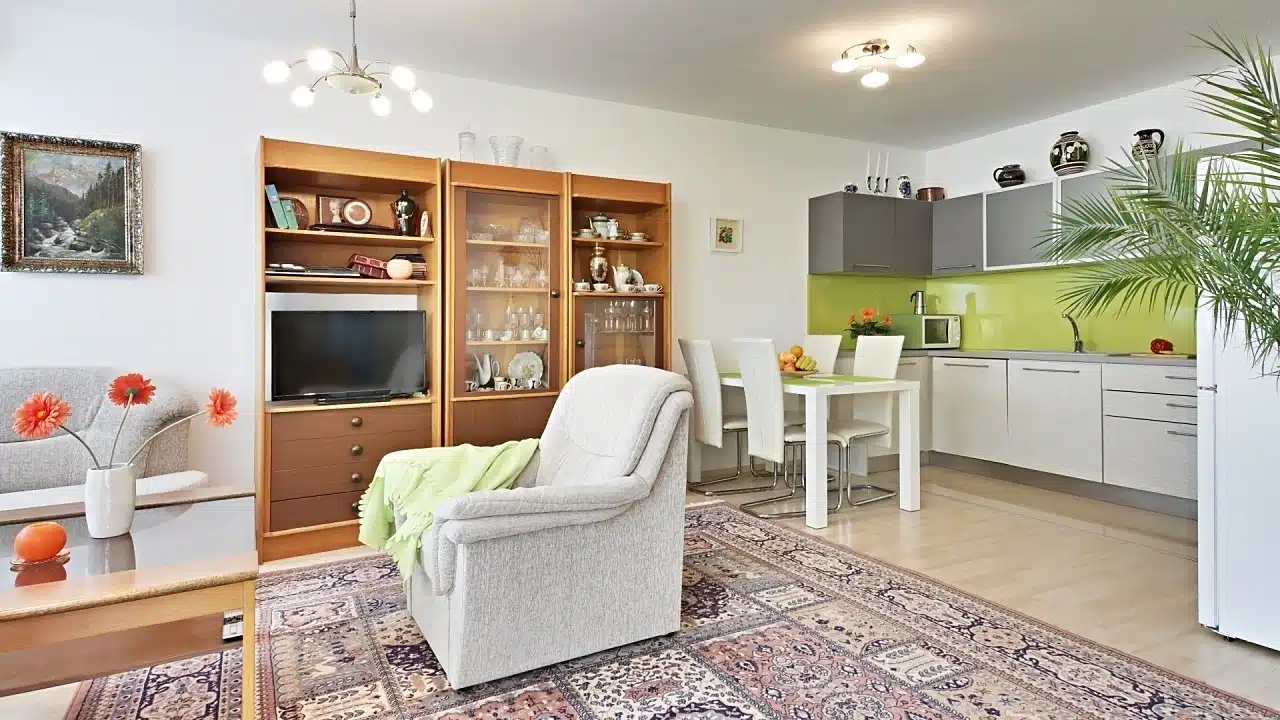 2 izbový byt Bratislava-DNV obývačka a jedáleň